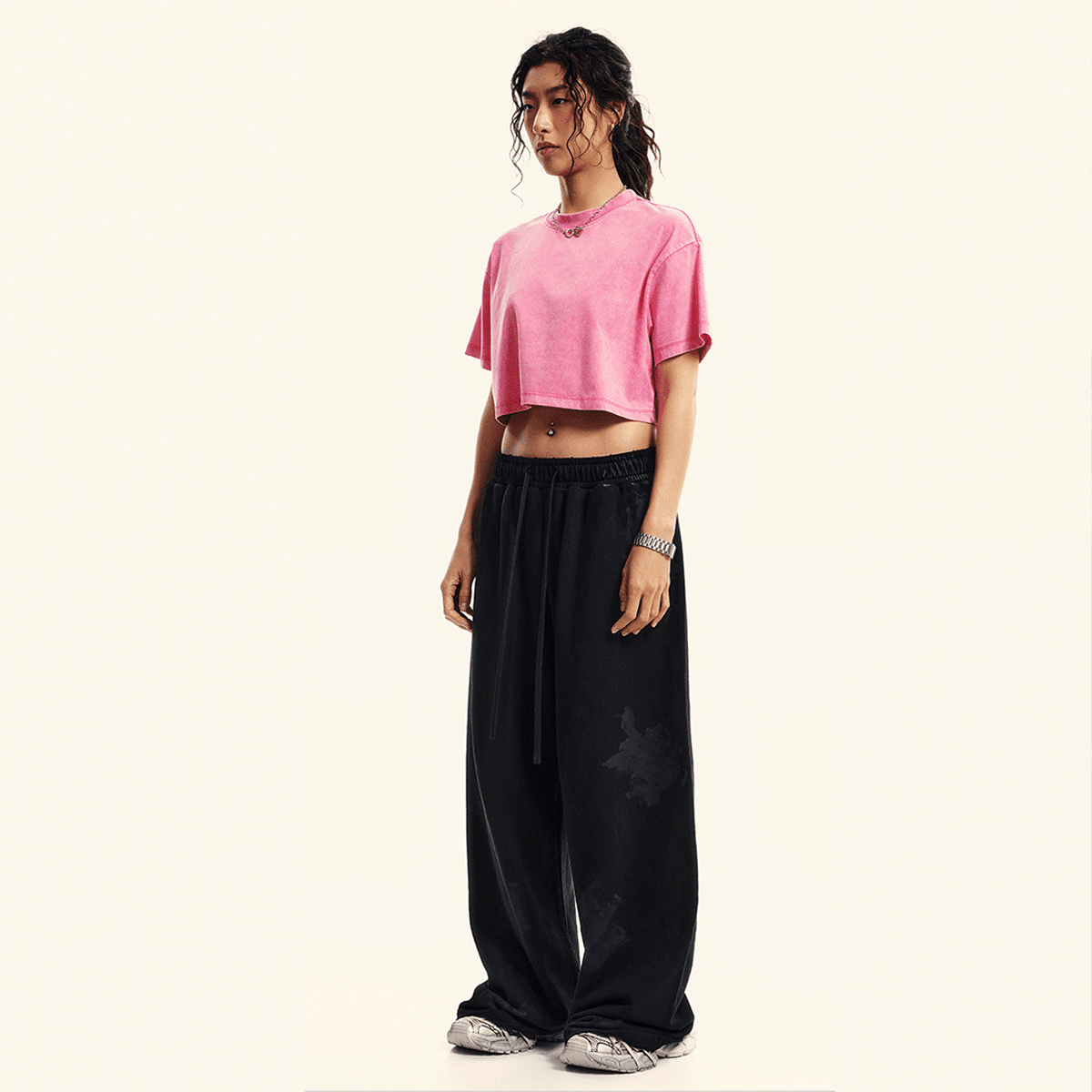 Hussle Varsity Essentials Loose-Fit Cropped Crewneck T-Shirt